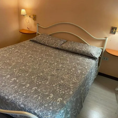 Casa Con Terrazza Βιαρέτζιο